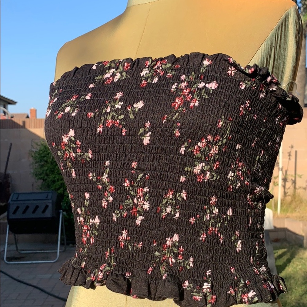 Floral tube top🌸